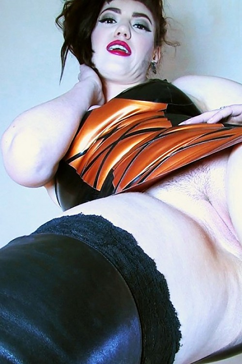 Miss Zoe In You Are Beneath Me