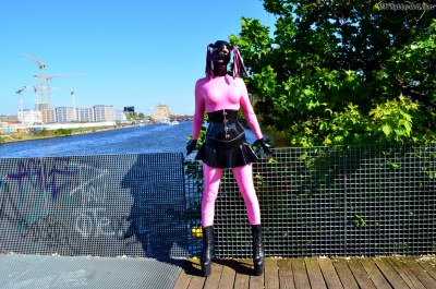 Pink Latexdoll In Berlin Outdoor 6
