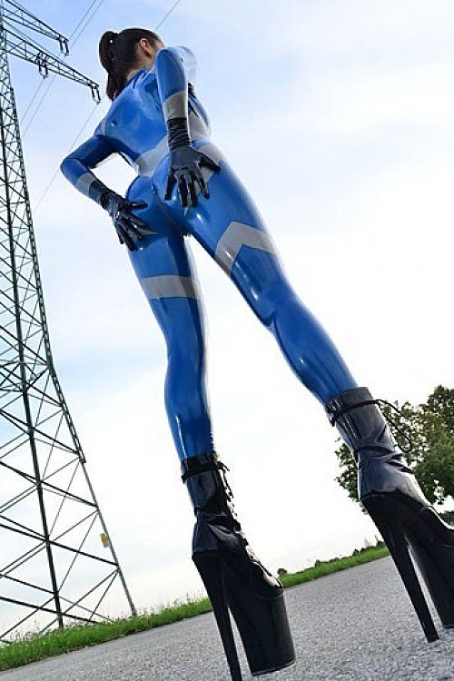 Various Pics Of Sexy Latex Teen Sweet Trixie