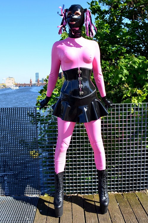 Pink Latexdoll In Berlin Outdoor